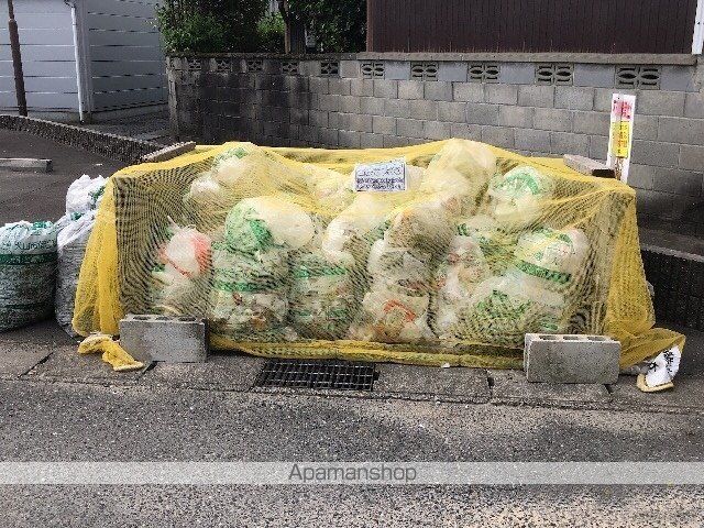 レオパレス蝉屋の外観写真