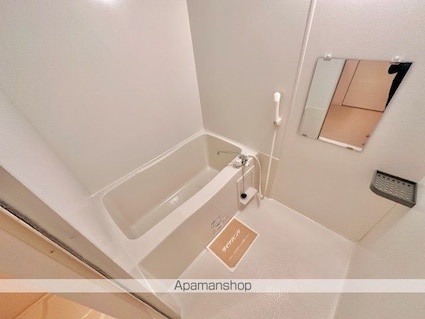 レセンテ出町　Ａ棟[1LDK/37.53m2]のバス