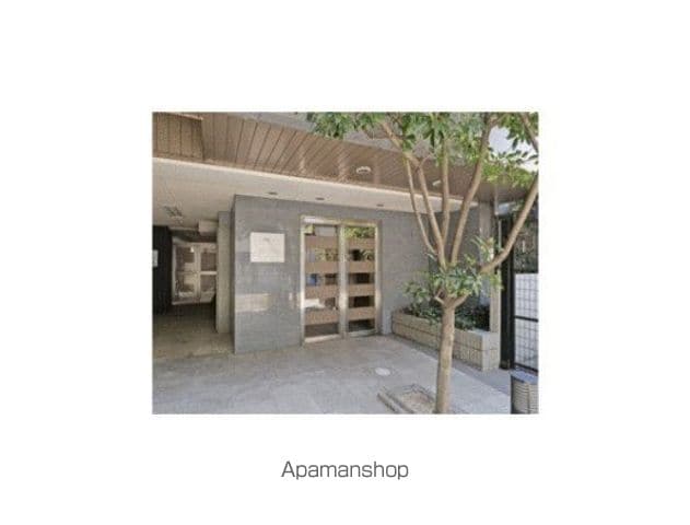 アヴァンツァーレ川崎EASTの玄関写真