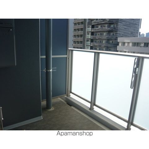 コンフォリア東新宿ステーションフロントの内装写真
