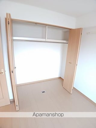 フォーリスト　ヴィレッジ弐番館[1R/42.38m2]の収納
