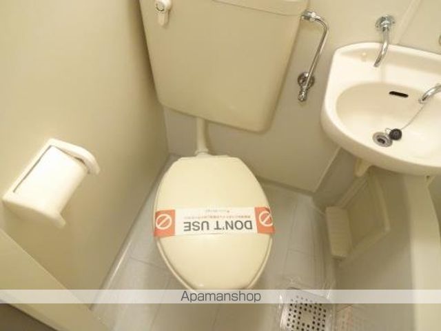 代継2001の内装写真