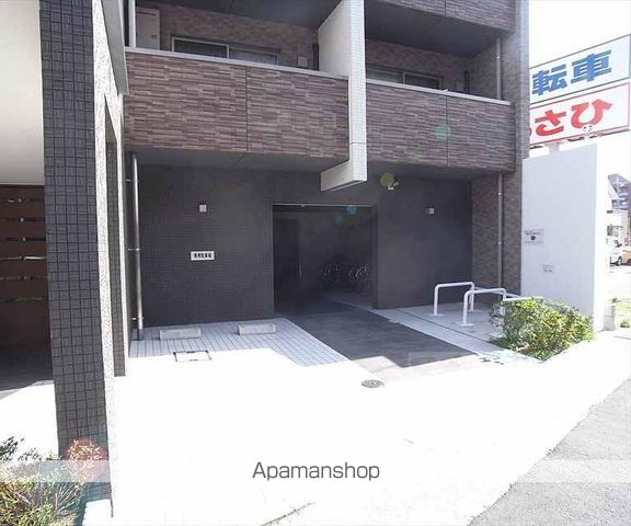 桂徳大寺北町マンションの外観写真