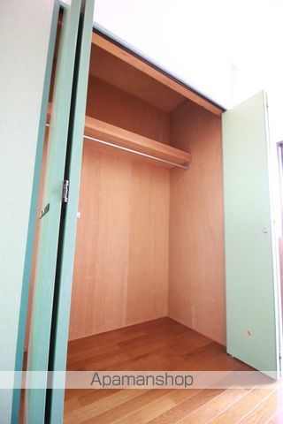 ヴェルサーチにわせの内装写真