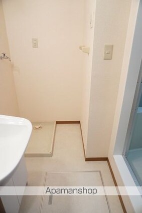 エミネンス野上　Ａ棟[1R/33.7m2]の内装