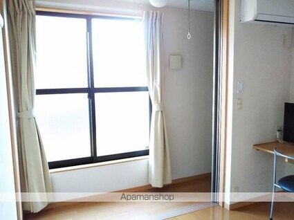 レオパレスさくらｃ[1K/23.18m2]のリビング・居間