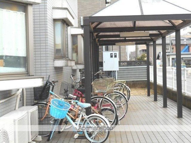 パークス IIの玄関写真
