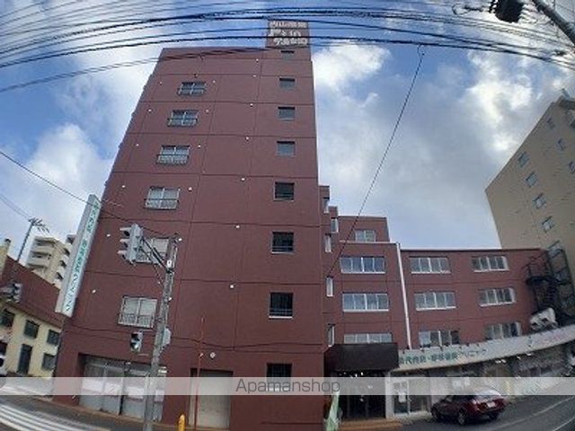 ドミ16中島公園の外観写真