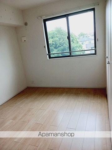 ヴィーヴルIIの内装写真