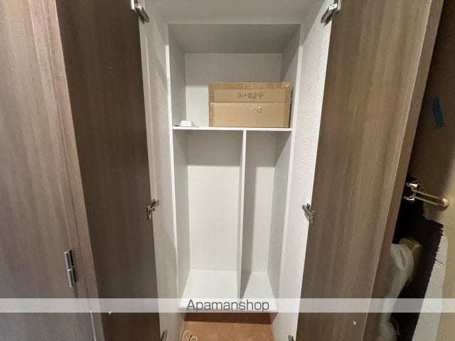 LUXE新大阪VIの内装写真