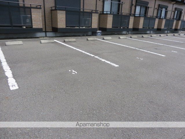 グリーン廣本の玄関写真