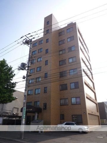 ファインコート山鼻の外観写真
