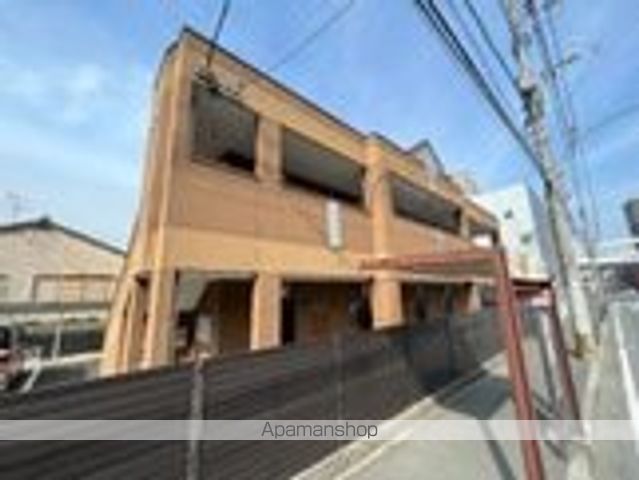 コンフォルト城野駅前の玄関写真