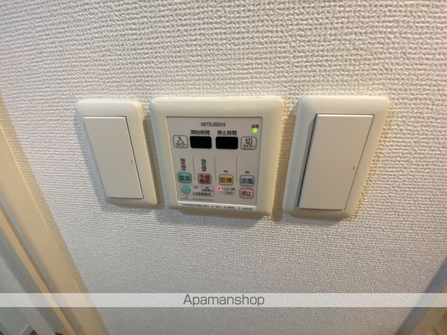CASSIA福島駅前の内装写真