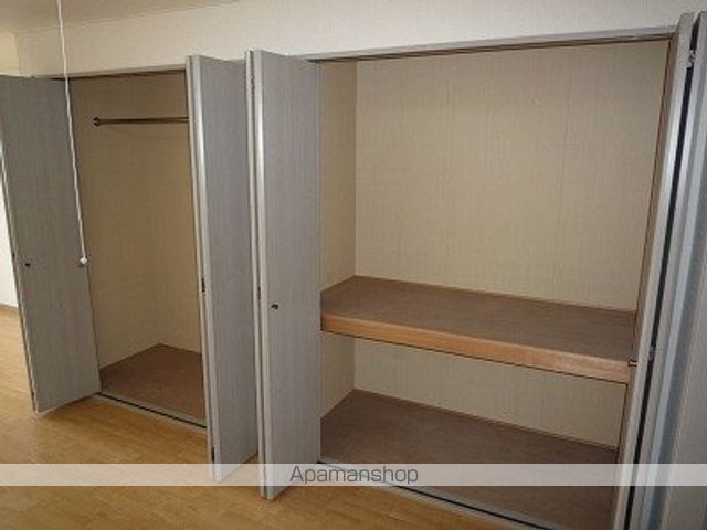 タウンロイヤルの内装写真