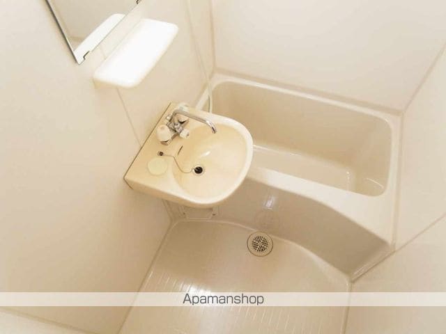 レオパレスルミエール四谷上町の内装写真