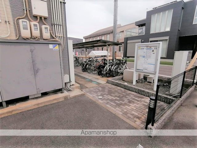 レオパレスヴァン ソレーユの玄関写真