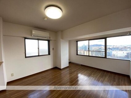 ＳＱｕａｒｅ今里[2LDK/62.39m2]のリビング・居間