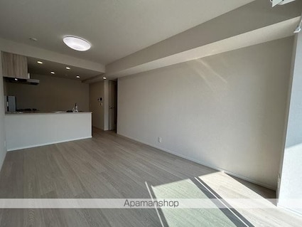 クラリティア横濱反町[3LDK/67.04m2]のリビング・居間1