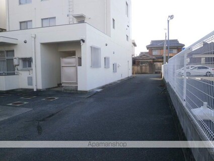 たからビル[事務所/113.32m2]の共用部1