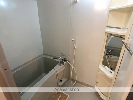 ベアーレ　ディモーラ[1K/26.71m2]のバス