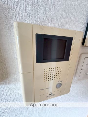 J.FEEL高千穂通の内装写真