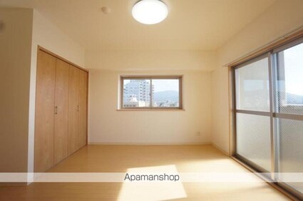 ミモザヒルズ錦町[2LDK/58.52m2]のリビング・居間