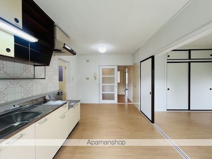 ヴィラナリー函館６号棟（ヴィラナリーハコダテロクゴウトウ[3DK/61.12m2]の内装2