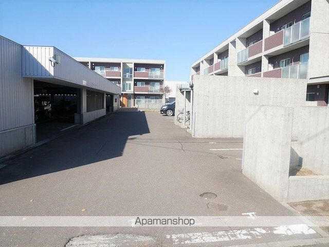 スクエアフロントウエストコートの外観写真