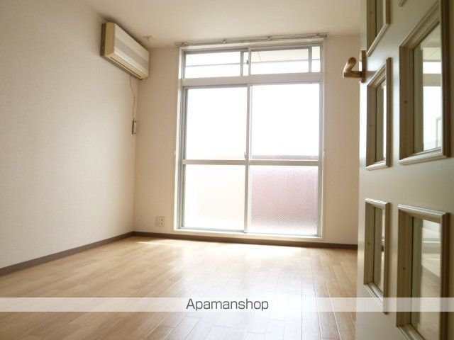 レジデンスカープ大宮の内装写真