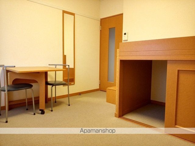 レオパレスハイム越路の内装写真