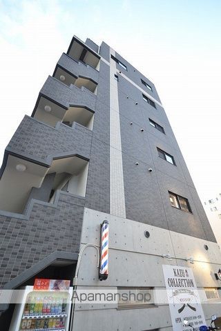 ＪＲ山陽本線 広島駅 バス乗車時間：7分 最寄りバス停で下車 徒歩1分 7階建 築13年の外観写真