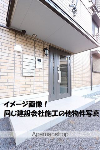 エスペランサIVの玄関写真