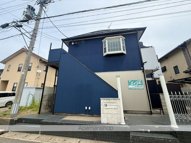LUNAパレスの外観写真