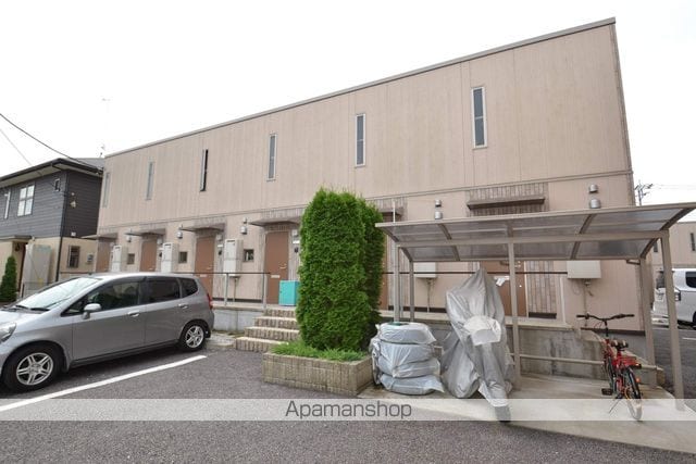 リースランド野高谷 Cの玄関写真