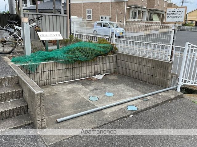 マリオーネ八千代の内装写真