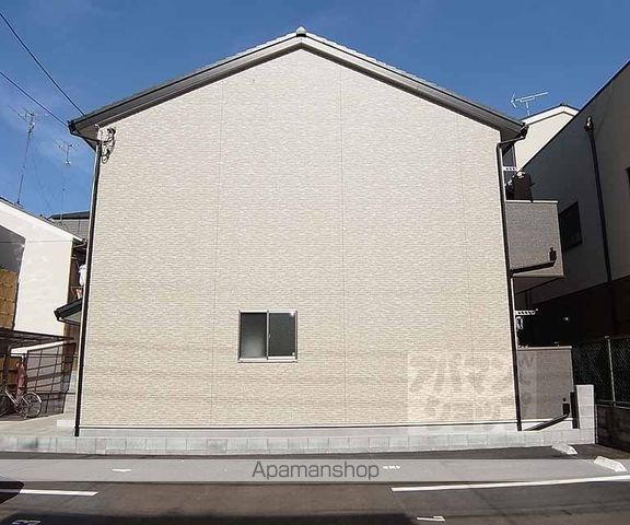 ファミーユ千本の外観写真