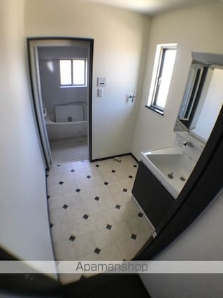 滋賀県守山市勝部５丁目[1LDK/50.6m2]の内装3