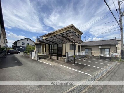 東川口戸建て[5LDK/135.9m2]の駐車場