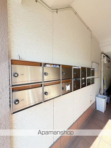メゾン住吉の玄関写真