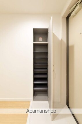 アンビエンテ千葉ＥＡＳＴ館[1R/22.22m2]の収納
