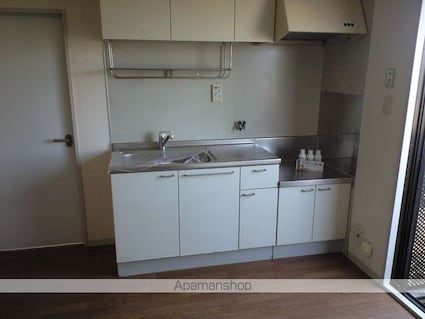 和歌山県和歌山市小雑賀２丁目[3DK/50.9m2]のキッチン