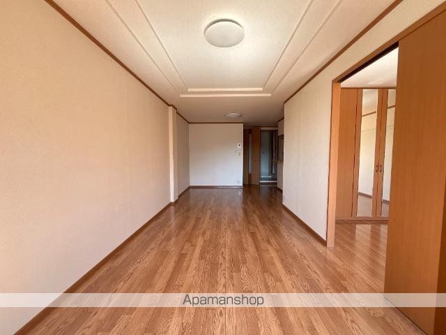 レオナ緑丘の内装写真