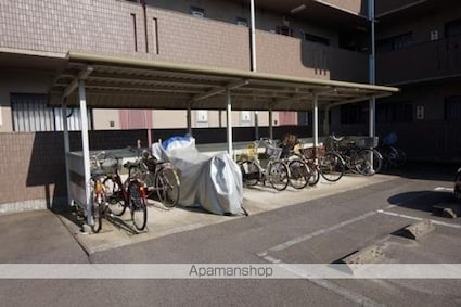 マンションＲＥＦＩＮＡＤＯ[3LDK/64.92m2]の共用部2