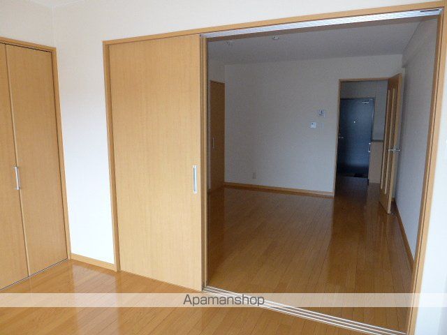 PRESENCEIIの内装写真