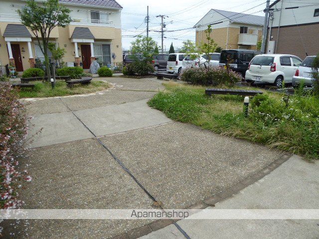 Garden Village Aの外観写真