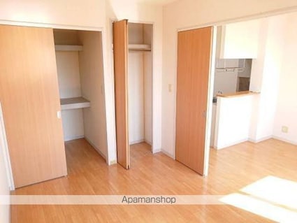 クレスト紫峰[1DK/35.5m2]のリビング・居間