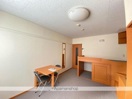 レオパレスＫ　ＣＯＵＲＴ[1K/23.18m2]のリビング・居間