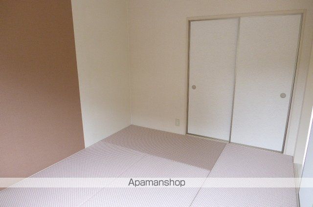 タウンハウス福原B棟の内装写真