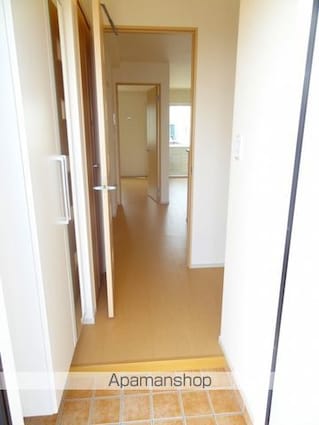 ジュネス・ＹＫ　Ｂ[1LDK/45.89m2]の玄関